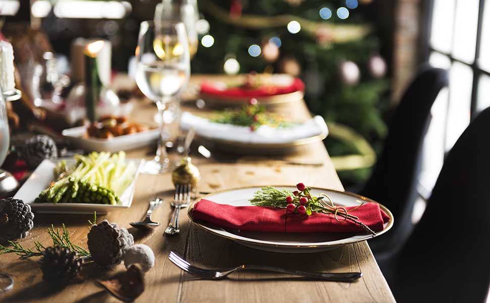 Une table de repas de Noël